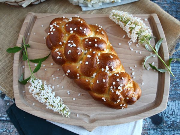 Recept Flätade briocher med 8 strängar