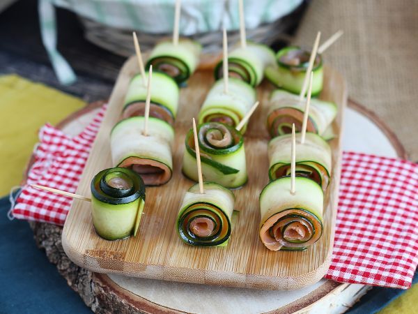 Recept Rullar med zucchini och rökt lax