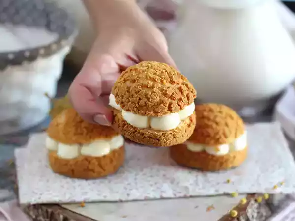 Recept Krämskakor med vaniljkräm