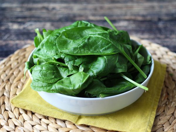 Recept Hur man lagar färsk spenat