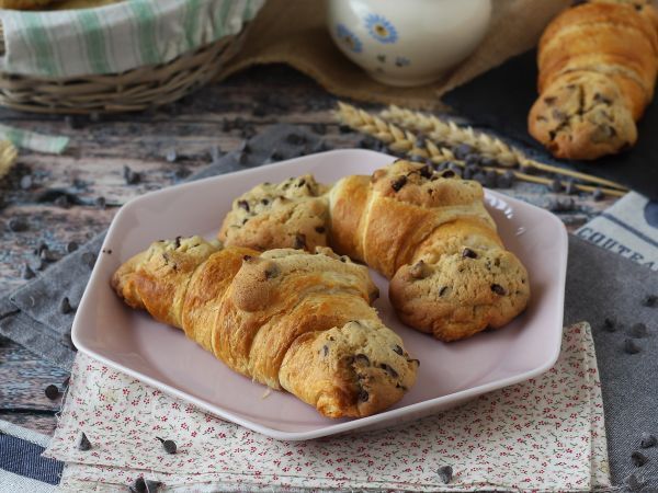 Recept Ultra-gourmet, superenkla crookies. den perfekta kombinationen av croissant och kaka!