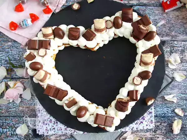 Recept Hjärttårta med kinder - hjärttårta för alla hjärtans dag