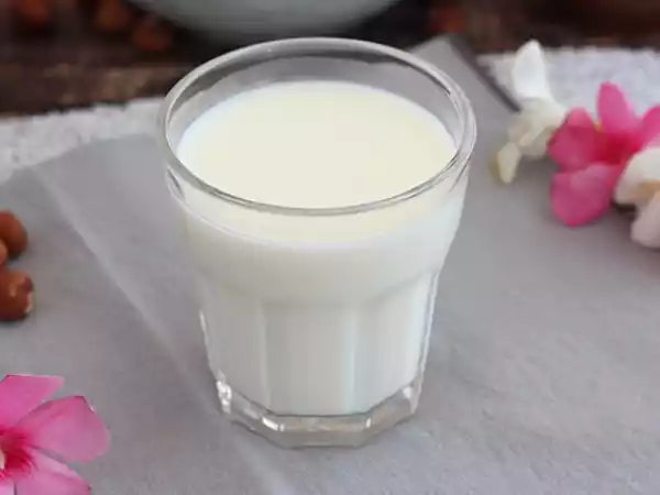 Recept Hemlagad mandelmjölk