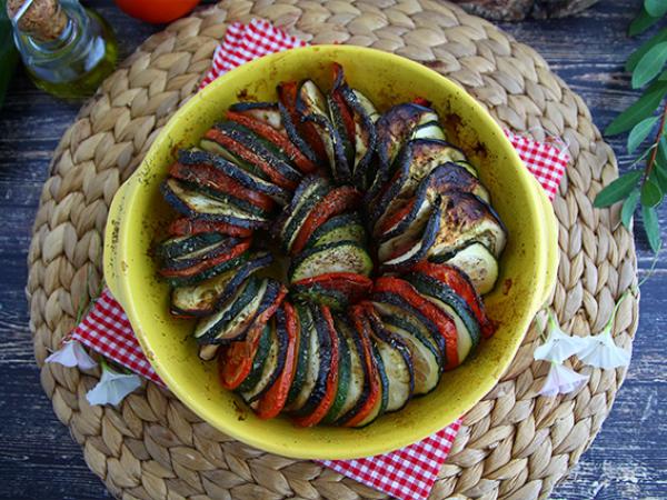 Recept Mycket enkel provensalsk grönsakstian