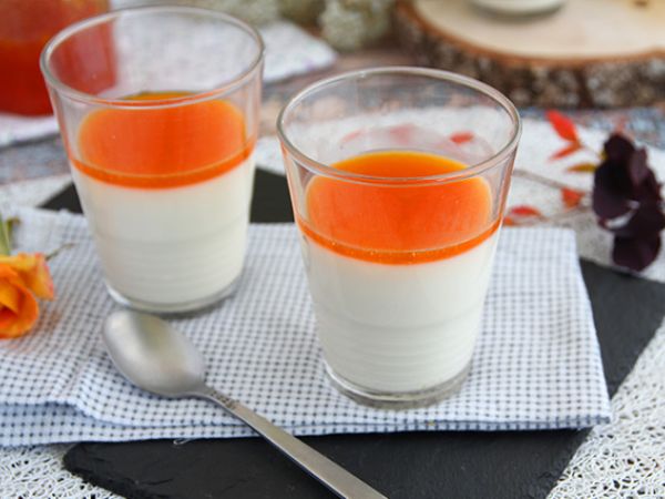 Recept Vaniljpannacotta med aprikoscoulis