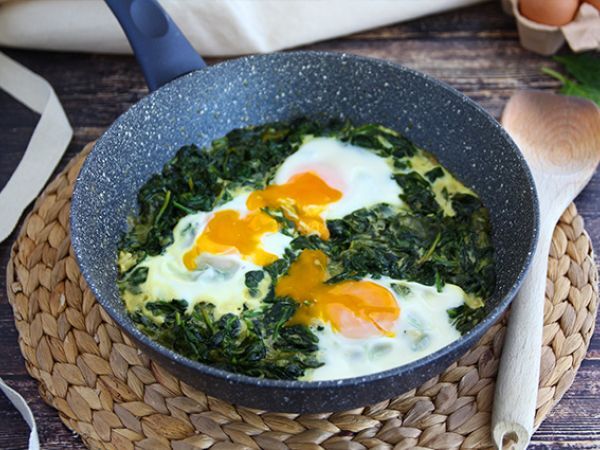 Recept Krämig spenat och ägg