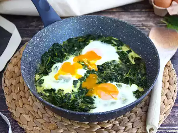 Recept Krämig spenat och ägg