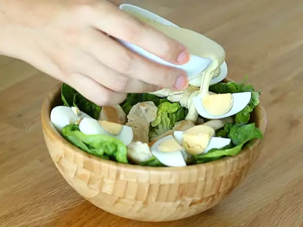 Recept Hemlagad caesarsås