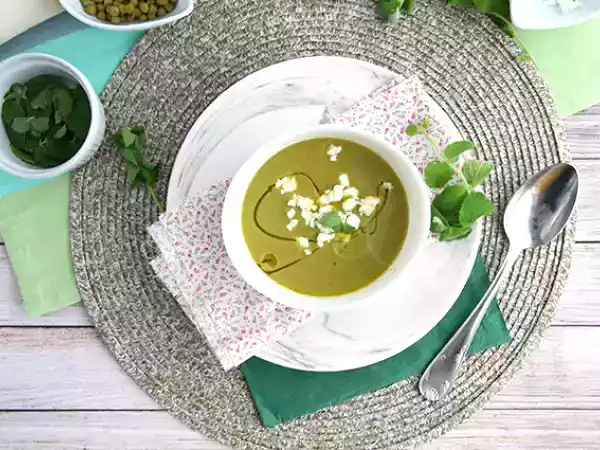 Recept Snabb kall ärtsoppa