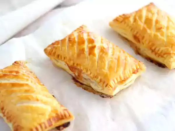 Recept Friands med skinka och ost