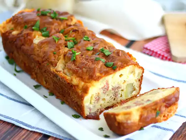 Recept Tårta med överbliven racletteost