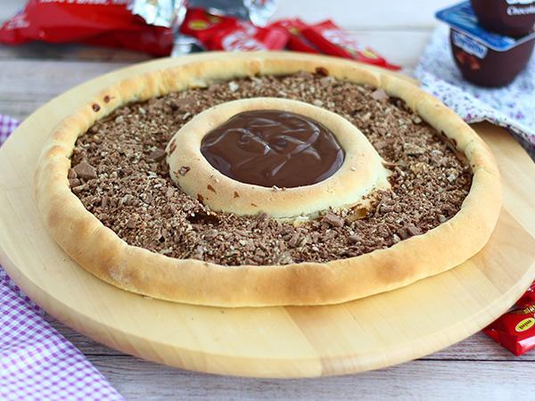 Recept Pizza med kit kat och danette chokladyoghurt