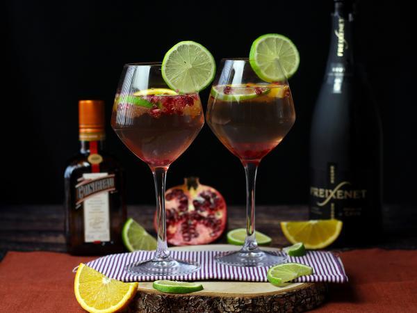 Recept Mousserande vin sangria: den uppfriskande stjärnan på festligheterna