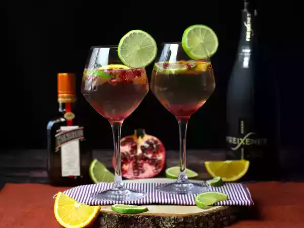 Recept Mousserande vin sangria: den uppfriskande stjärnan på festligheterna