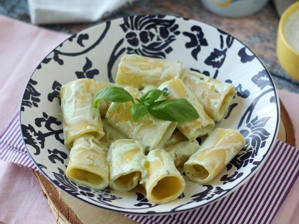 Recept Pasta med ricottakräm och basilika