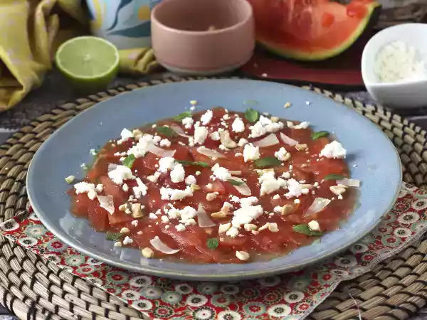 Recept Carpaccio av vattenmelon: en uppfriskande förrätt för sommaren
