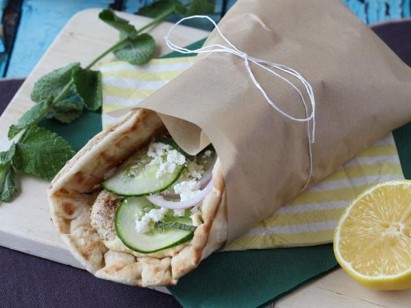 Recept Kycklinggyros, den grekiska smörgåsen du kommer att älska!