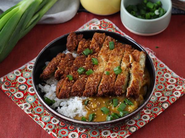 Recept Panerad aubergine med pankoströbröd, katsu-liknande japansk curry men vegetarisk