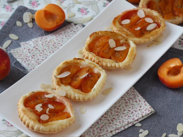 Recept Aprikostarteletter tatin, den snabba desserten när du får gäster!