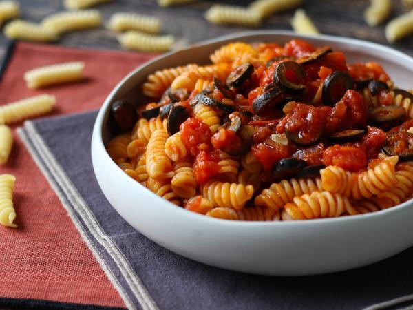 Recept Pasta med olivsås: ekonomisk, välsmakande och lätt att laga!