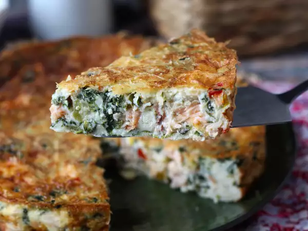 Recept Paj utan pajskal med lax, spenat och cottage cheese
