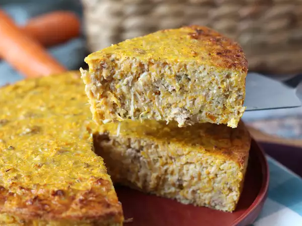 Recept Quiche utan pajskal med tonfisk, morötter och cottage cheese: enkel och proteinrik