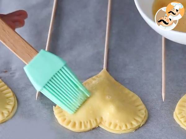 Hjärtformade Pie Pops för alla hjärtans dag - Beredning steg 6