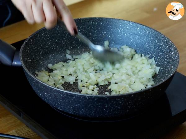 Kronformad smördeg med lax och senap - Beredning steg 3