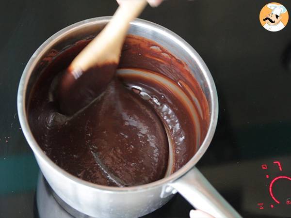 Brigadeiro, små brasilianska godbitar - Beredning steg 2