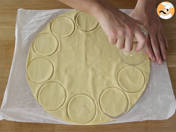 Minipizzor med smördeg - Beredning steg 1