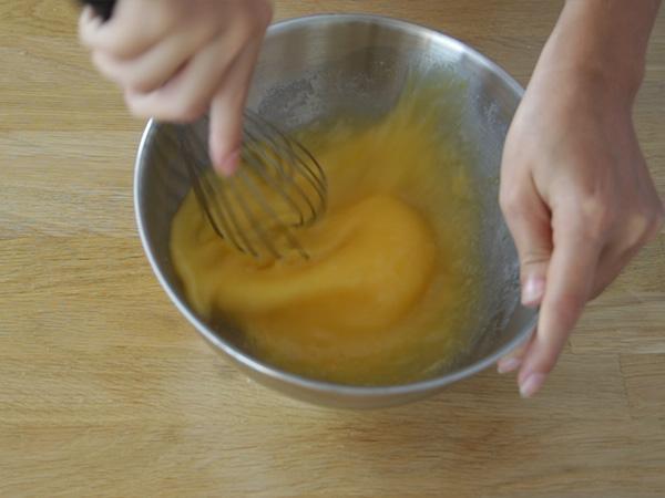 Vaniljäggkräm - Beredning steg 2