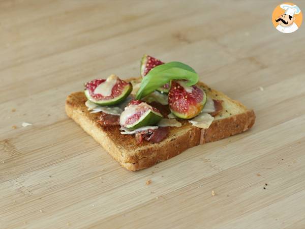 Bruschetta med fikon, parmesan och parmaskinka - Beredning steg 5