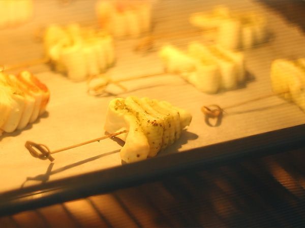 Julgranar i smördeg med pesto till julens aperitif - Beredning steg 5