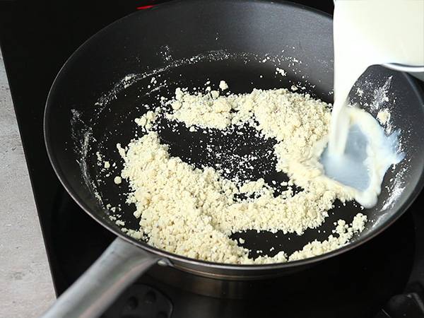 Las gachas, andalusisk grädde med grön anis och kanel - Beredning steg 3