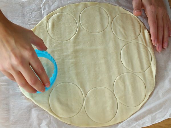 Pizzabollar att dela - Beredning steg 1