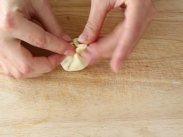 Pizzabollar att dela - Beredning steg 3