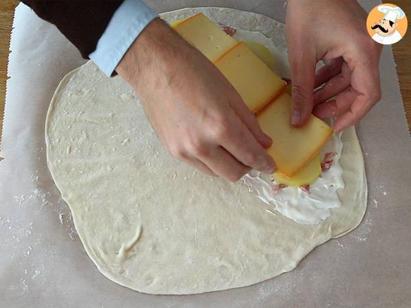 Chausson med raclette, den savoyardiska calzone - Beredning steg 3