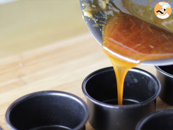 Flan med kondenserad mjölk - Beredning steg 2