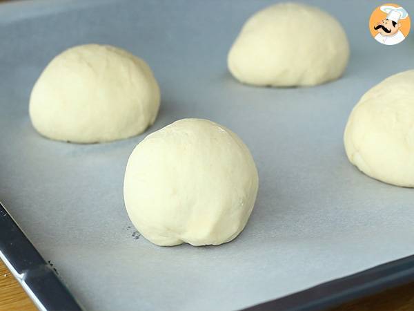 Hemlagade hamburgerbröd (buns) - Beredning steg 5