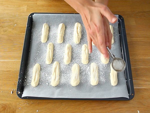 Enkla svampbiskvier - Beredning steg 6