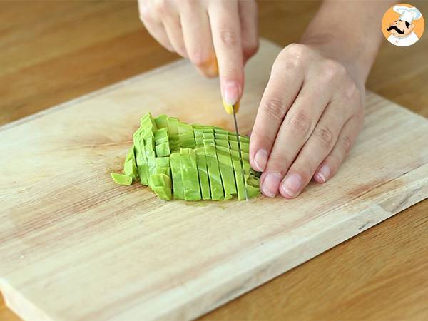 Toast med lax och avokado - Beredning steg 1