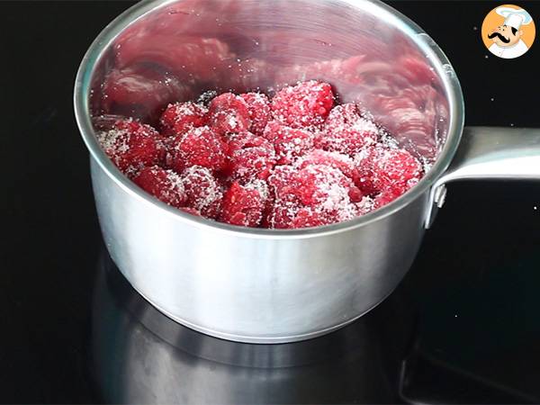 Hallonmousse - Beredning steg 1