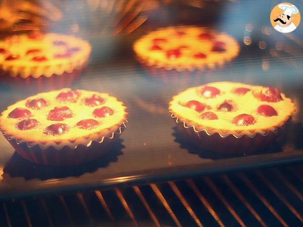 Glutenfri mini clafoutis med körsbär - Beredning steg 4