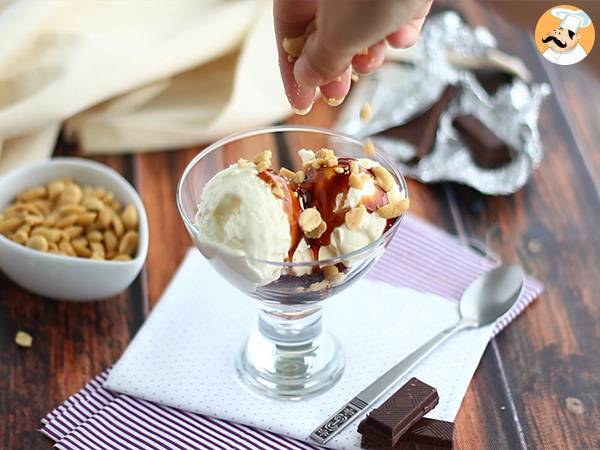 Sundae, den söta amerikanska glassen - Beredning steg 4