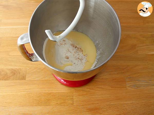 Croissanter med kondenserad mjölk - Beredning steg 1