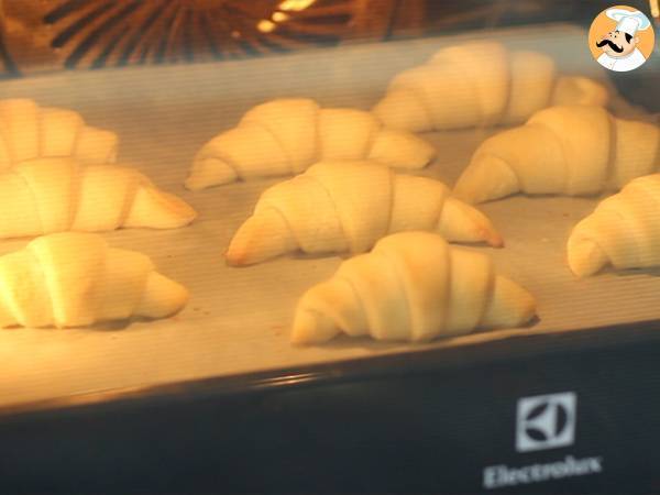 Croissanter med kondenserad mjölk - Beredning steg 6