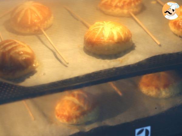 Mini galetter des rois med chokladbitar - Beredning steg 7