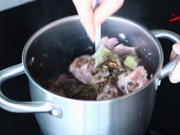 Saltad fläskkött med linser - Beredning steg 4
