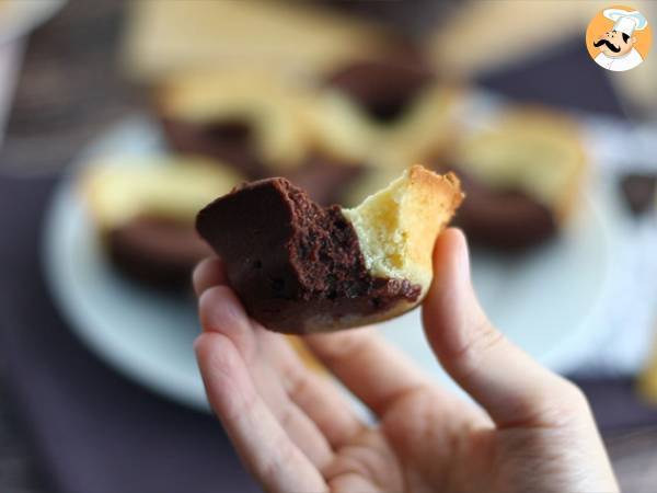 Choklad- och vaniljtårta med chokladfyllning - Beredning steg 8