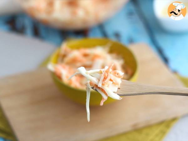 Amerikansk coleslaw (kål- och morotssallad) - Beredning steg 5